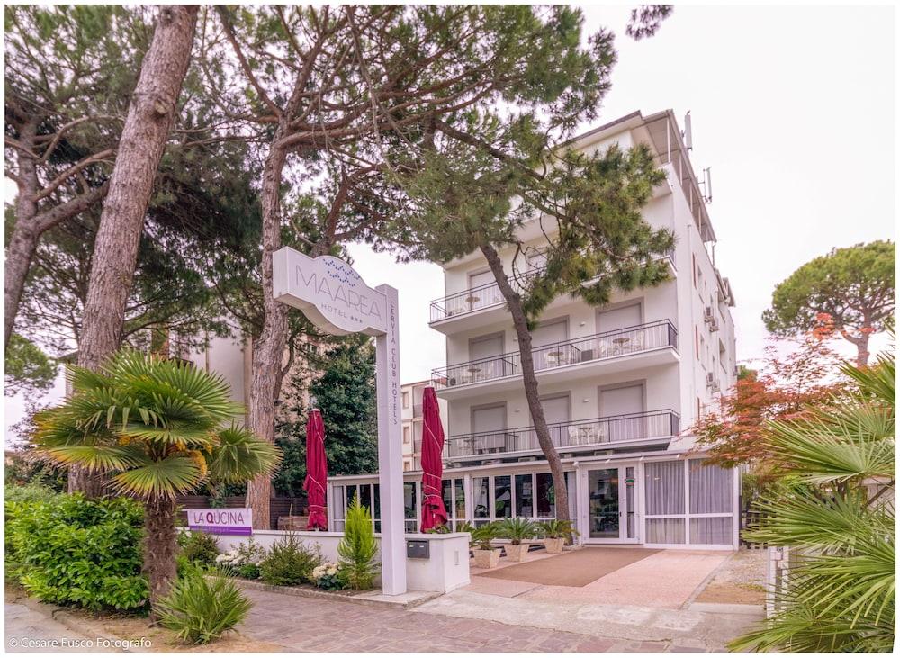 Hotel Maarea 米兰马瑞提那 外观 照片